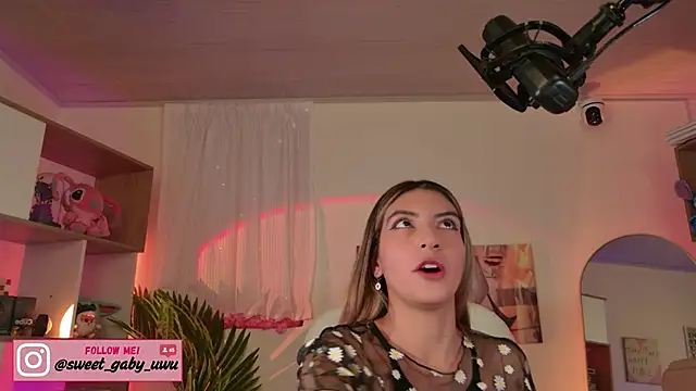 gaby uwu  online show from November 20, 10:53 pm