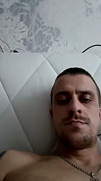 Adidas7217 online show from January 15, 1:37 pm