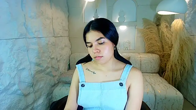 ambarina r online show from November 18, 3:23 am