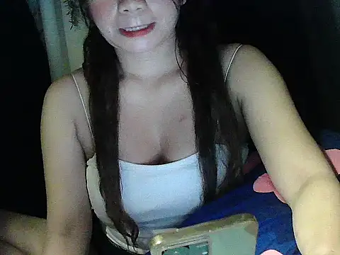 Snapshot of Hot_aya0516 chatting on February 15, 8:05 pm Hot aya0516 online show from February 15, 8:05 pm