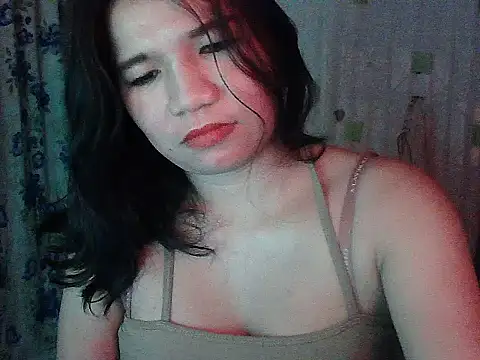 Snapshot of Hot_aya0516 chatting on May 31, 8:43 pm Hot aya0516 online show from May 31, 8:43 pm