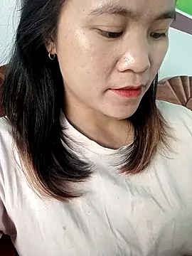 Snapshot of Norah-h chatting on October 21, 2:12 am Norah-h online show from October 21, 2:12 am