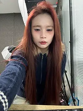 YY-27 online show from December 4, 4:55 am