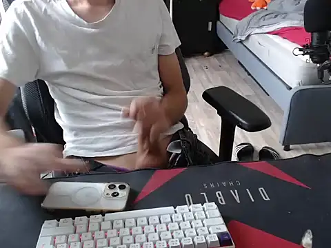 Snapshot of geil20CM2 chatting on September 20, 11:22 am geil20CM2 online show from September 20, 11:22 am