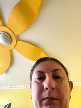 Snapshot of oksana1990 chatting on September 30, 7:02 am oksana1990 online show from September 30, 7:02 am