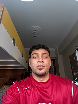 astoperaa online show from December 18, 1:39 pm