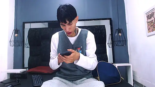 Daniel delux  online show from October 29, 11:01 am