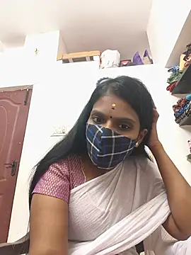 Snapshot of Tamil_Yalini12 chatting on June 24, 4:28 pm Tamil Yalini12 online show from June 24, 4:28 pm
