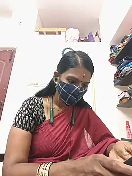 Snapshot of Tamil_Yalini12 chatting on June 27, 12:26 am Tamil Yalini12 online show from June 27, 12:26 am