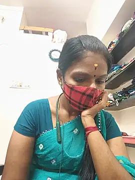 Snapshot of Tamil_Yalini12 chatting on June 29, 3:57 am Tamil Yalini12 online show from June 29, 3:57 am