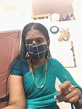 Snapshot of Tamil_Yalini12 chatting on July 7, 4:48 am Tamil Yalini12 online show from July 7, 4:48 am