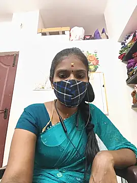 Snapshot of Tamil_Yalini12 chatting on July 10, 5:37 pm Tamil Yalini12 online show from July 10, 5:37 pm