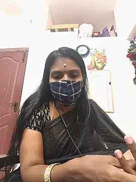 Snapshot of Tamil_Yalini12 chatting on July 12, 1:24 pm Tamil Yalini12 online show from July 12, 1:24 pm