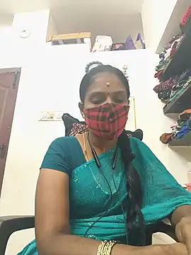 Snapshot of Tamil_Yalini12 chatting on July 17, 3:18 pm Tamil Yalini12 online show from July 17, 3:18 pm