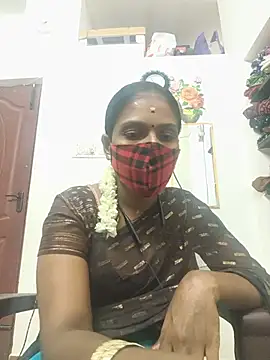 Snapshot of Tamil_Yalini12 chatting on July 18, 5:06 pm Tamil Yalini12 online show from July 18, 5:06 pm