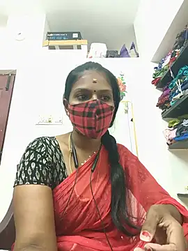 Snapshot of Tamil_Yalini12 chatting on July 24, 7:06 am Tamil Yalini12 online show from July 24, 7:06 am
