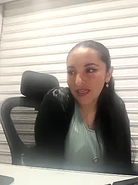 Snapshot of Alisson_Stonee chatting on February 4, 11:31 pm Alisson Stonee online show from February 4, 11:31 pm