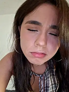 Akane24 online show from November 8, 9:02 pm