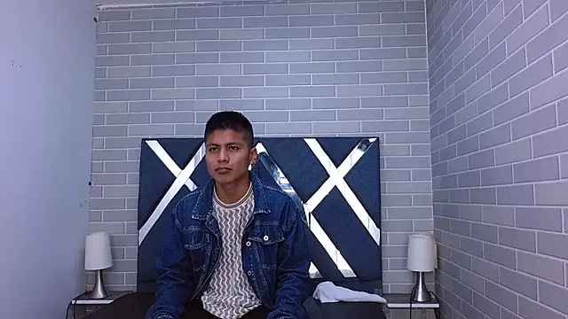 marcus hans  online show from October 3, 11:51 am