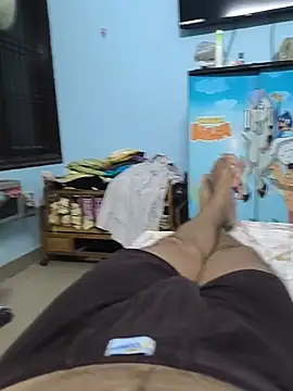 Snapshot of LoudGear22 chatting on June 30, 3:18 am LoudGear22 online show from June 30, 3:18 am