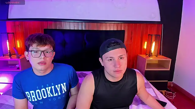 Snapshot of Boy2Boy_Aheat chatting on September 26, 8:46 pm Boy2Boy Aheat online show from September 26, 8:46 pm