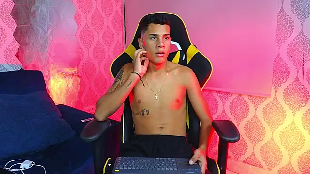 Twink davidxx online show from September 20, 7:37 pm