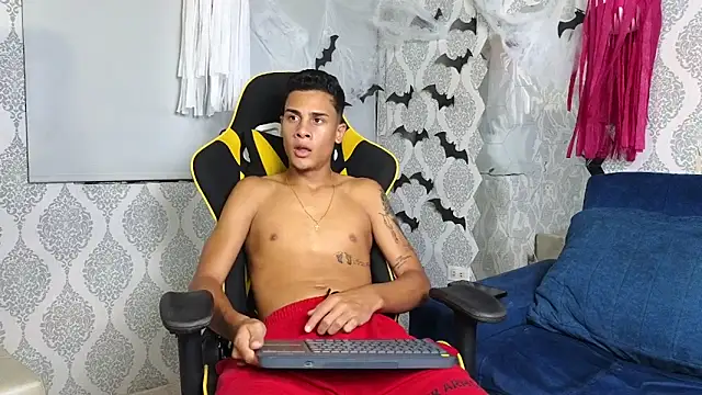 Twink davidxx online show from October 23, 9:57 pm