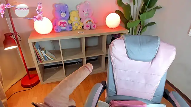 kehlannis  online show from February 4, 7:53 pm