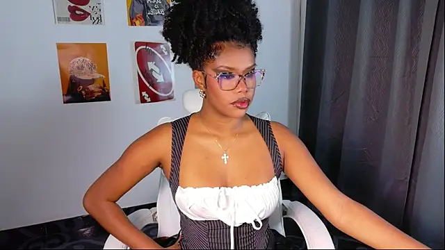Snapshot of kehlannis_ chatting on July 15, 6:35 pm kehlannis online show from July 15, 6:35 pm
