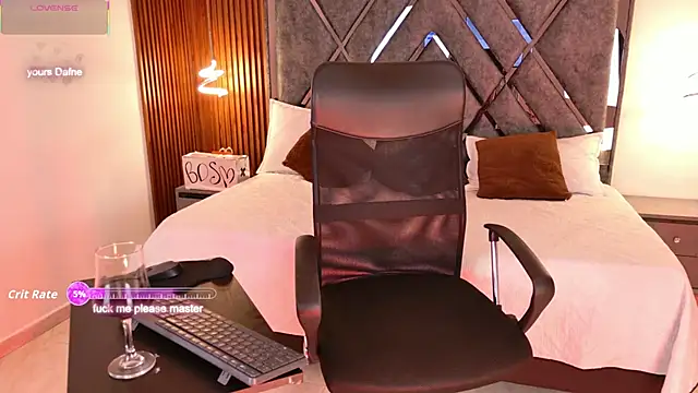 Dafne  Ruiz online show from February 3, 1:04 am