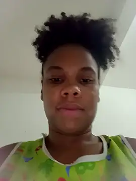 PrettahSantos online show from October 1, 12:05 am