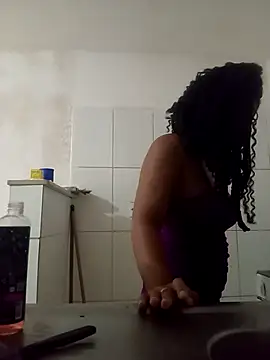 PrettahSantos online show from January 8, 3:03 pm