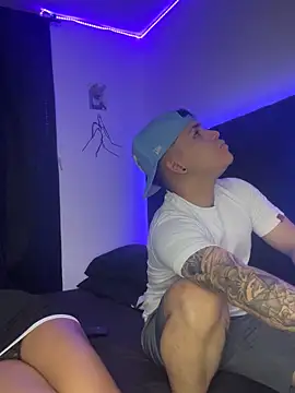 Snapshot of BoomChikaWow chatting on September 26, 6:06 am BoomChikaWow online show from September 26, 6:06 am