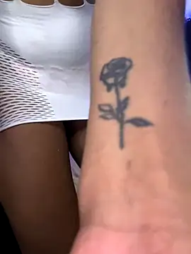 Snapshot of BoomChikaWow chatting on October 26, 11:09 pm BoomChikaWow online show from October 26, 11:09 pm