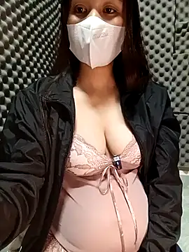 Snapshot of Pipi23_ chatting on November 28, 3:04 pm Pipi23 online show from November 28, 3:04 pm