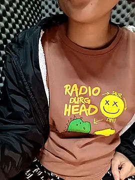 Snapshot of Pipi23_ chatting on December 2, 2:12 pm Pipi23 online show from December 2, 2:12 pm