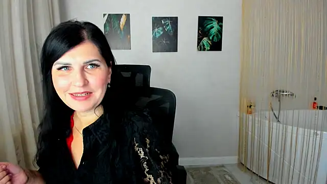 Moon Veloure1 online show from November 24, 3:50 am