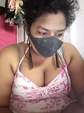 Snapshot of Deborbhavi222 chatting on May 12, 9:17 am Deborbhavi222 online show from May 12, 9:17 am