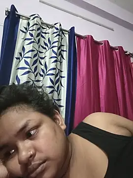 Snapshot of Deborbhavi222 chatting on May 28, 6:49 pm Deborbhavi222 online show from May 28, 6:49 pm