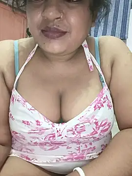Snapshot of Deborbhavi222 chatting on June 29, 5:57 pm Deborbhavi222 online show from June 29, 5:57 pm
