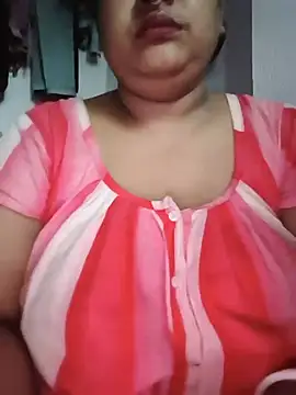Snapshot of Deborbhavi222 chatting on July 2, 9:37 am Deborbhavi222 online show from July 2, 9:37 am