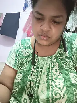 Snapshot of Deborbhavi222 chatting on July 21, 6:10 pm Deborbhavi222 online show from July 21, 6:10 pm