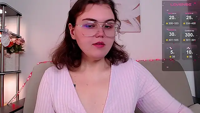 Snapshot of chatting on February 21, 3:51 am online show from February 21, 3:51 am