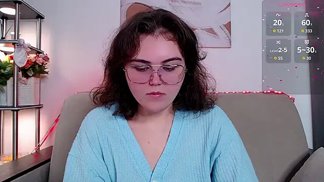 Snapshot of chatting on February 24, 4:21 am online show from February 24, 4:21 am