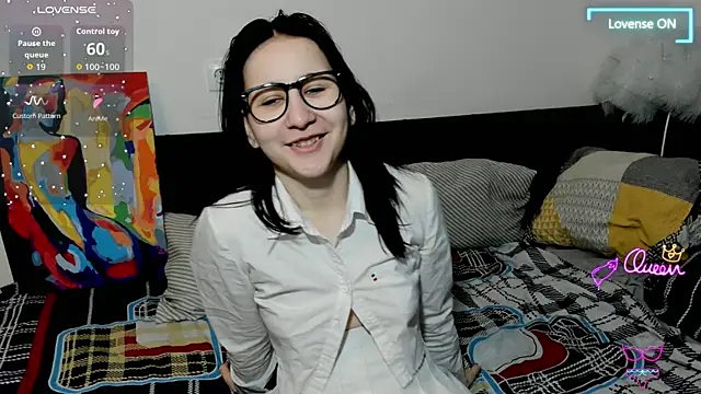 ChristinaFivePlus online show from January 18, 6:01 pm