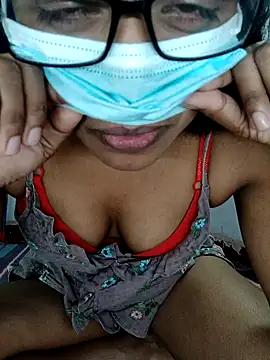 Snapshot of sexybolegirl chatting on November 15, 6:04 pm sexybolegirl online show from November 15, 6:04 pm