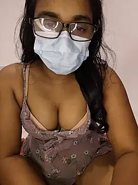 Snapshot of sexybolegirl chatting on July 14, 2:27 am sexybolegirl online show from July 14, 2:27 am