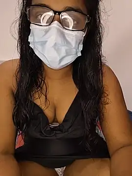 Snapshot of sexybolegirl chatting on July 21, 5:48 pm sexybolegirl online show from July 21, 5:48 pm