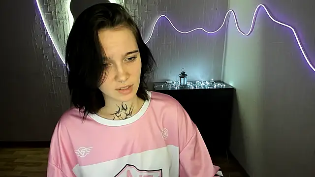 Elastikisss online show from February 24, 7:45 pm