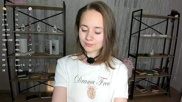 Snapshot of Crysta1Eva_ chatting on June 6, 7:29 pm Crysta1Eva online show from June 6, 7:29 pm